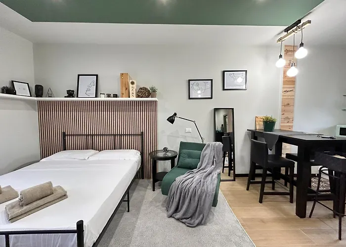 Hide Apartment